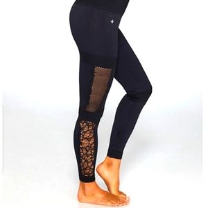 SOLD Nux Seamless Leggings w Mesh Cutout Sides